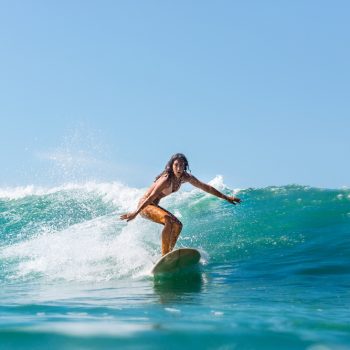 Clases de surf en mallorca en grupo